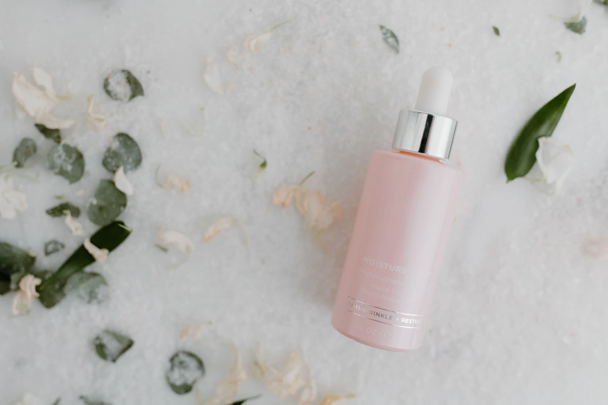 Pink moisturizer bottle — original photo