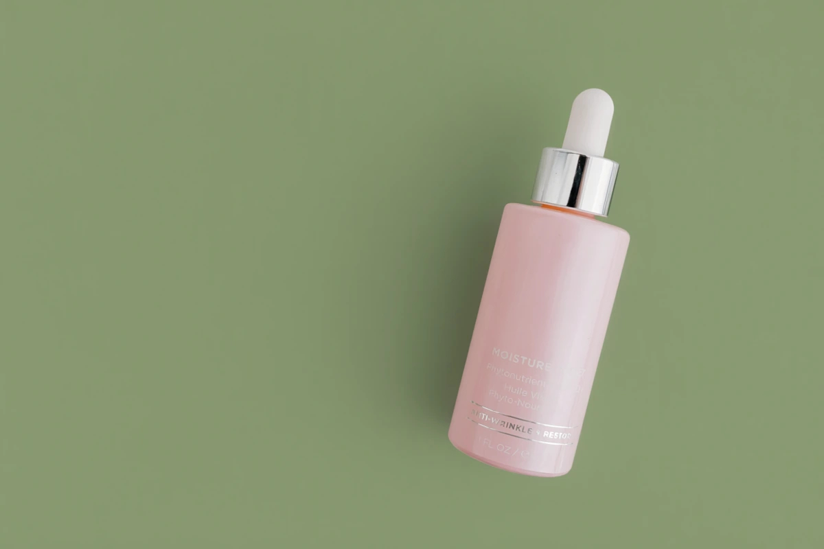 Second run of a sage-green background for a pink bottle